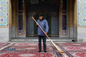 سفره افطاری حرم حضرت فاطمه معصومه (سلام‌الله‌علیها) در ماه مبارک رمضان