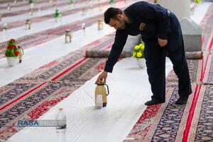 سفره افطاری حرم حضرت فاطمه معصومه (سلام‌الله‌علیها) در ماه مبارک رمضان