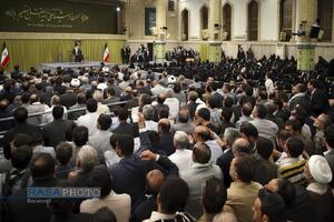 دیدار معلمان با رهبر معظم انقلاب