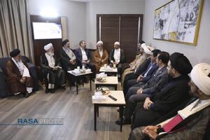 حضور نماینده ولی فقیه در سازمان حج و زیارت در دفاتر مراجع تقلید