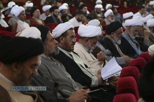 اولین اجلاسیه سراسری ایمان و‌امید امام خمینی (ره) در اندیشه امام خامنه‌ای