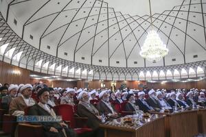 اولین اجلاسیه سراسری ایمان و‌امید امام خمینی (ره) در اندیشه امام خامنه‌ای
