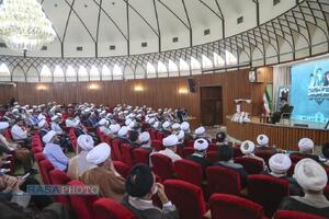 اولین اجلاسیه سراسری ایمان و‌امید امام خمینی (ره) در اندیشه امام خامنه‌ای