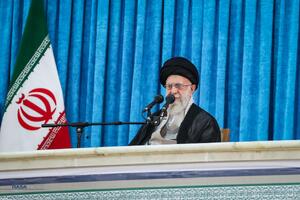 سخنرانی رهبر معظم انقلاب اسلامی در مراسم بزرگداشت سالگرد ارتحال امام خمینی (ره)