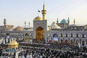 آیین اذن عزا و تعویض پرچم حرم مطهر رضوی در آغاز ماه محرم