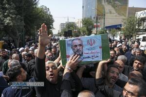 تشییع پیکر پاک سرلشکر شهید حاج محمدحسن محققی در تهران