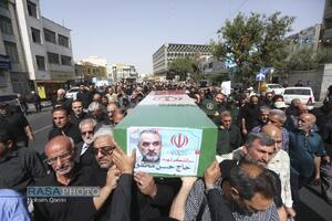 تشییع پیکر پاک سرلشکر شهید حاج محمدحسن محققی در تهران