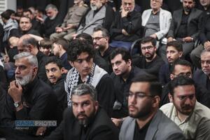 عزاداری هیئتهای دانشجویی به مناسبت اربعین حسینی در حسینیه امام خمینی (ره)