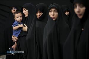 عزاداری هیئتهای دانشجویی به مناسبت اربعین حسینی در حسینیه امام خمینی (ره)