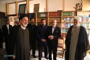 دیدار وزیر میراث فرهنگی و گردشگری با حضرت آیت الله مکارم شیرازی