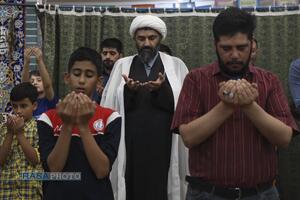 تقدیر مدیرعامل رسا از حجت‌الاسلام عرفان نژاد امام جماعت مسجد حضرت زینب (سلام‌الله‌علیها)