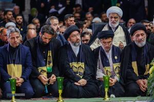 آیین شمعدان‌ در شام رحلت بانوی کرامت (س)