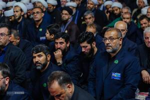 آیین شمعدان‌ در شام رحلت بانوی کرامت (س)