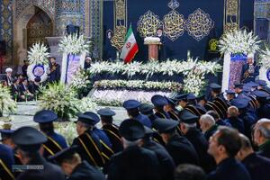 آیین شمعدان‌ در شام رحلت بانوی کرامت (س)