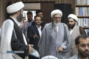 آئین رونمایی از کتاب 