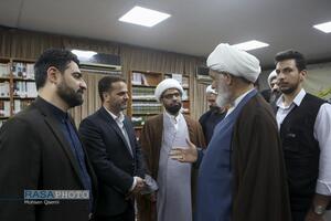 آئین رونمایی از کتاب 