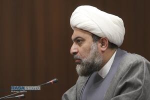 نشست نقش حوزه در تامین محتوای دینی برای هنرمندان