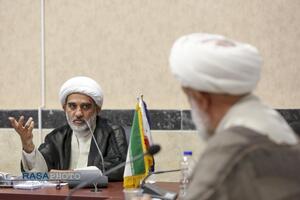 نشست نقش حوزه در تامین محتوای دینی برای هنرمندان