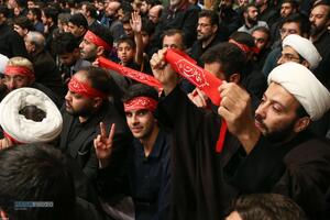 دومین شب مراسم عزاداری ایام شهادت حضرت فاطمةالزهرا (سلام‌الله‌علیها) در حسینیه امام خمینی (ره)