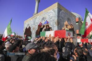 تشییع پیکر پاک ۷ شهید گمنام دفاع مقدس در قم