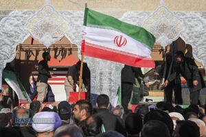 تشییع پیکر پاک ۷ شهید گمنام دفاع مقدس در قم