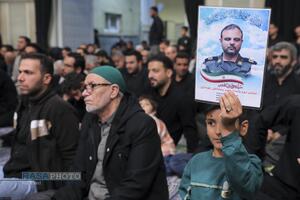 مراسم عزاداری شب شهادت حضرت فاطمةالزهرا (سلام‌الله‌علیها) در حسینیه امام خمینی (ره)