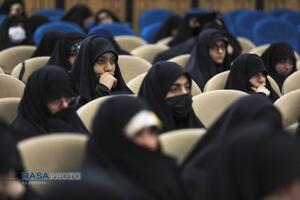 همایش بزرگ طلایه داران مقاومت و گرامیداشت هفته بسیج