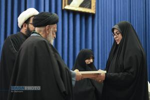 همایش بزرگ طلایه داران مقاومت و گرامیداشت هفته بسیج