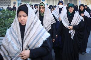 دیدار هزاران نفر از زنان و دختران با رهبر انقلاب