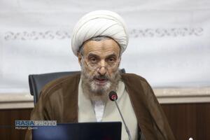 نشست تحلیلی فقهی سیاستگذاری فضای سایبری بر پایه افکارسنجی