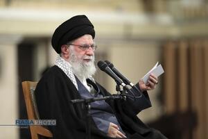 دیدار هزاران نفر از مردم قم با رهبر معظم انقلاب