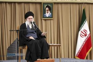 دیدار هزاران نفر از مردم قم با رهبر معظم انقلاب