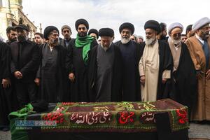 تشییع پیکر آیت الله سیدهادی حسینی سیستانی برادر حضرت آیت‌الله سید علی سیستانی