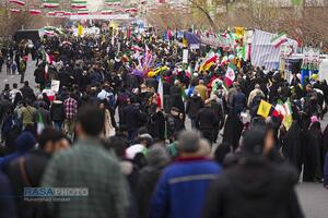 راهپیمایی باشکوه و حماسی ۲۲ بهمن در تهران