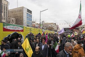 راهپیمایی باشکوه و حماسی ۲۲ بهمن در تهران