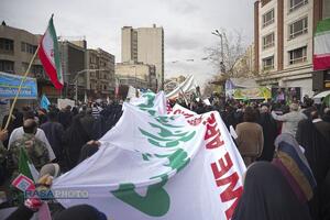 راهپیمایی باشکوه و حماسی ۲۲ بهمن در تهران