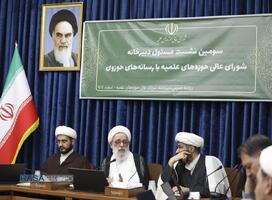 نشست مسئول دبیرخانه شورای عالی حوزه با رسانه‌های حوزوی