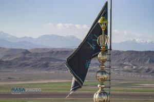 آئین تعویض پرچم مسجد مقدس جمکران در پی شهادت حضرت آیت‌الله‌العظمی خامنه‌ای (قدس‌سره)