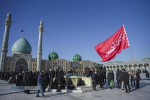 آئین تعویض پرچم مسجد مقدس جمکران در پی شهادت حضرت آیت‌الله‌العظمی خامنه‌ای (قدس‌سره)