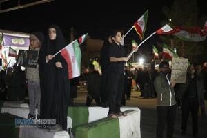 از افطار تا سحر، پاسداری تاریخی مردم از انقلاب