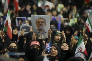 مراسم استقبال و وداع مردم قم با شهید دکتر علی لاریجانی