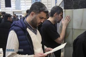 لحظه تحویل سال ۱۴۰۵ در حرم حضرت فاطمه معصومه (س)