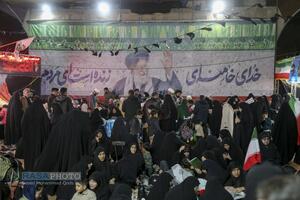 تداوم حضور مردم قم در خونخواهی رهبر شهید انقلاب