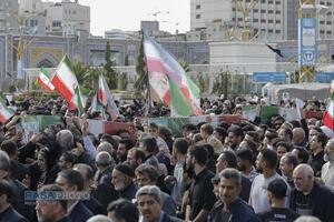 تشییع پیکر وزیر اطلاعات در حرم مطهر رضوی
