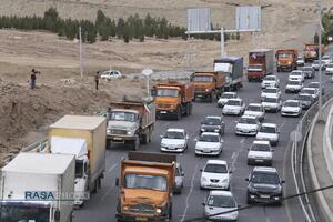 بیعت کامیون‌داران استان قم با رهبر معظم انقلاب