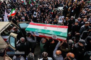 تشییع پیکر ۱۷ شهید تجاوز آمریکایی صهیونی به پردیسان