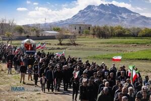 پرواز مادر شهید، به سوی فرزند شهیدش