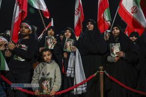 استقبال مردم قم از پیکر سپهبد شهید سید عبدالرحیم موسوی