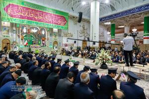 آئین آغاز دهه کرامت در قم
