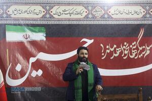 اجتماع هیئات مذهبی قم با شعار «مسلم دیگر تنها نخواهد ماند» در حرم مطهر